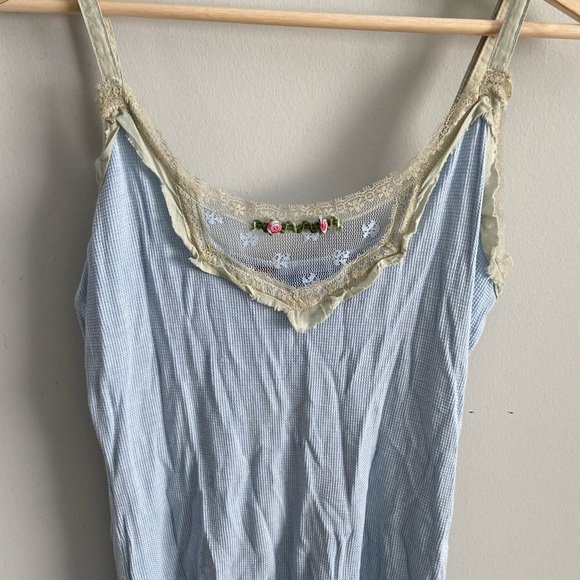 Rare FP lace rosette cami/tank - Picture 3 of 5